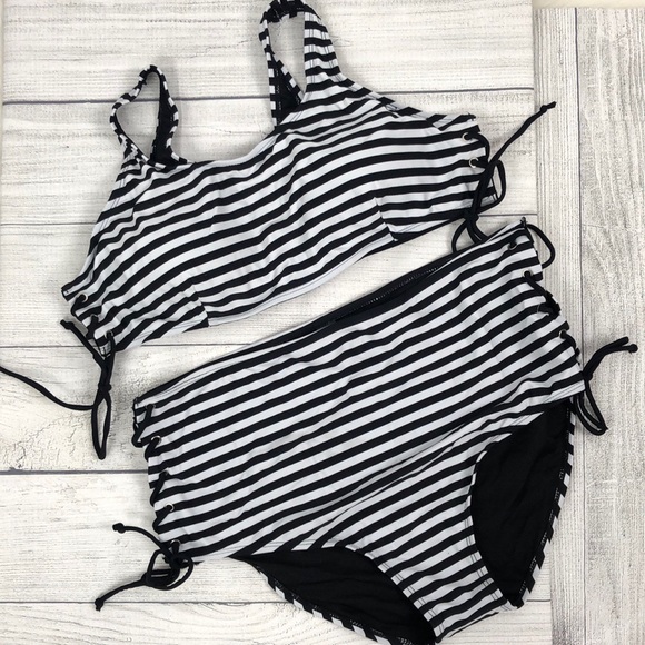 Black White Swimsuit Striped 2 Piece Swimwear XL - Picture 4 of 7